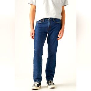 Men’s Levi’s 514 straight fit size 30/32 in dark wash